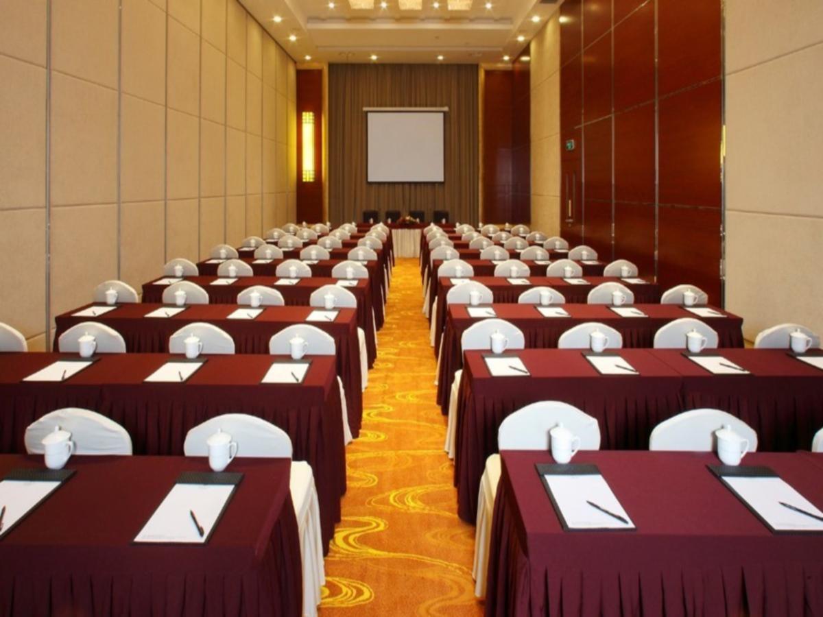 Days Inn Frontier Wuxi Уси Экстерьер фото